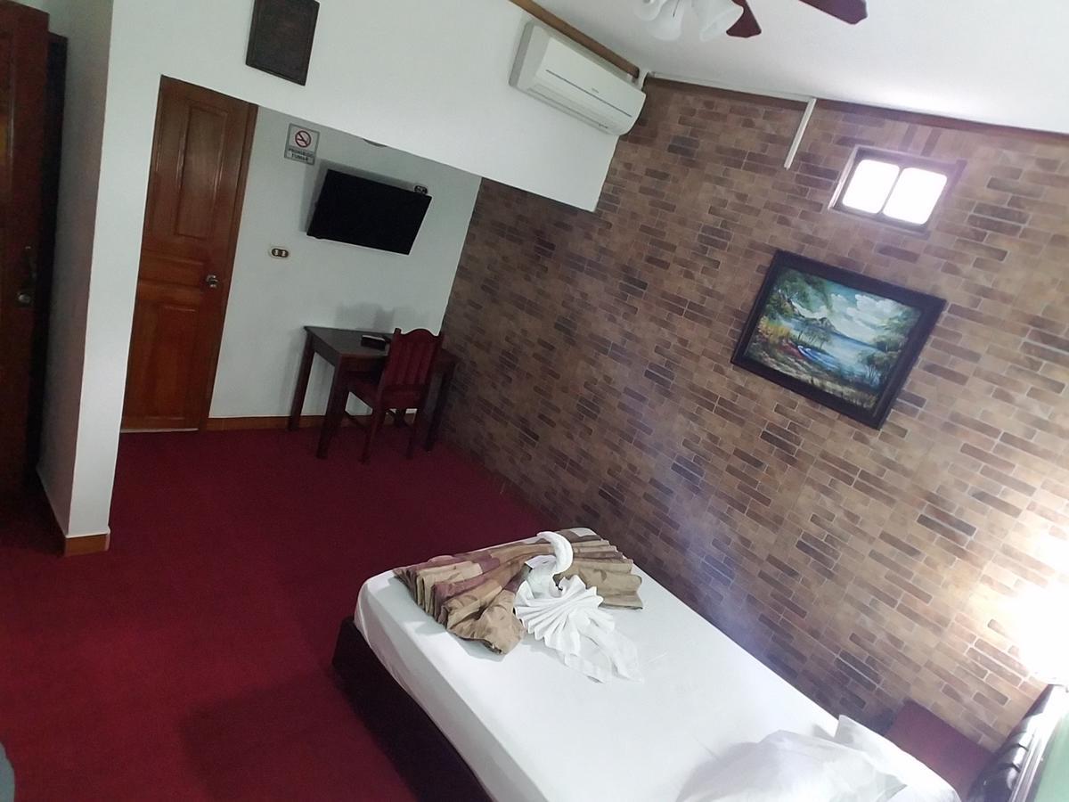 Hotel Don Vito Esteli Exterior photo